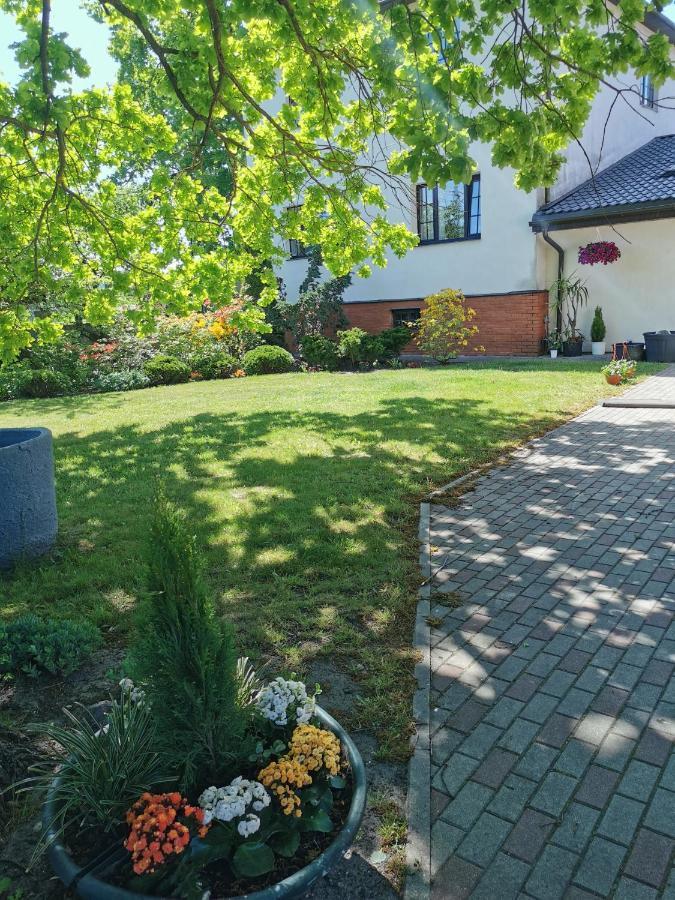 Garden View Home Mārupe Екстериор снимка